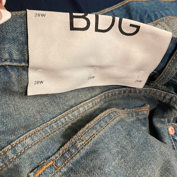 NWT BDG Essential Mid Rise Denim Short - Picture 6 of 11